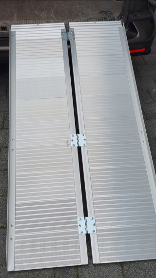 Najazd aluminiowy składany 155cm
