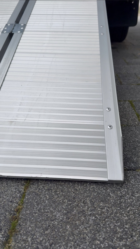Najazd aluminiowy składany 155cm Najazd aluminiowy składany 155cm